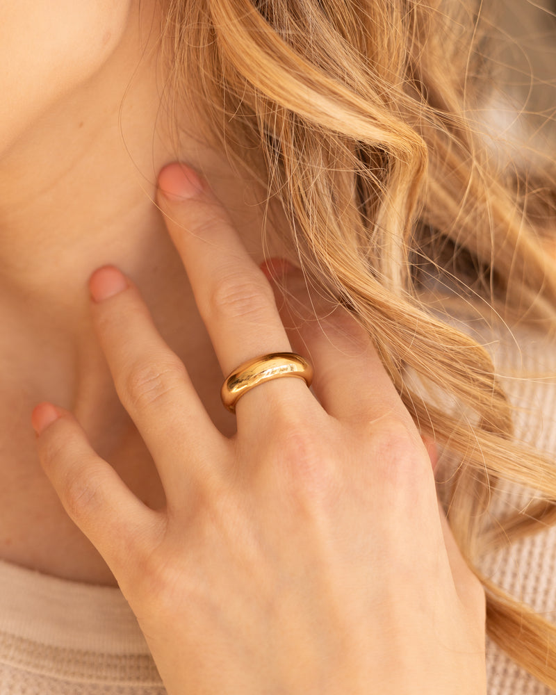 Laurel Ring