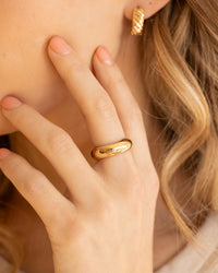 Laurel Ring