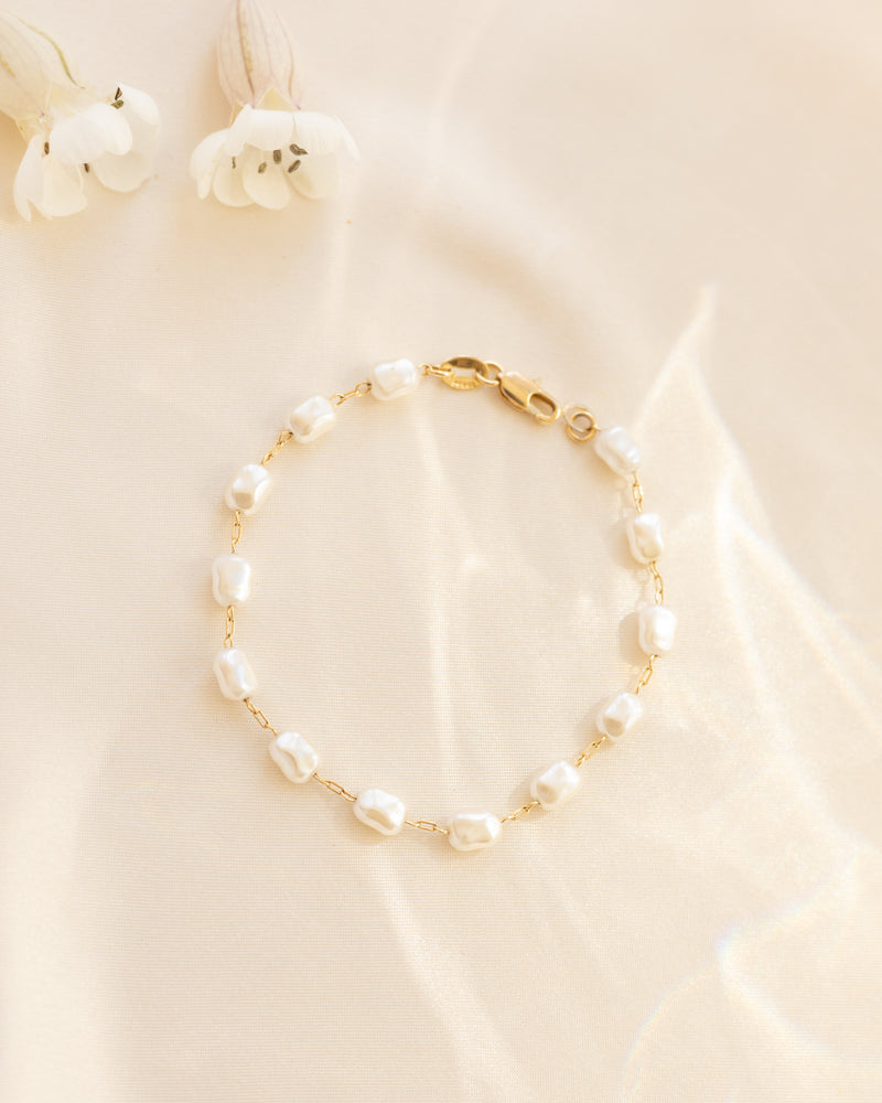 Lily Bracelet
