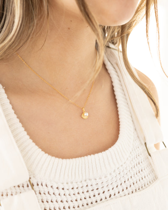 Calla Necklace