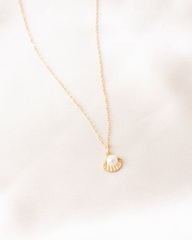 Calla Necklace