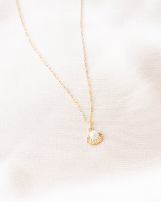 Calla Necklace