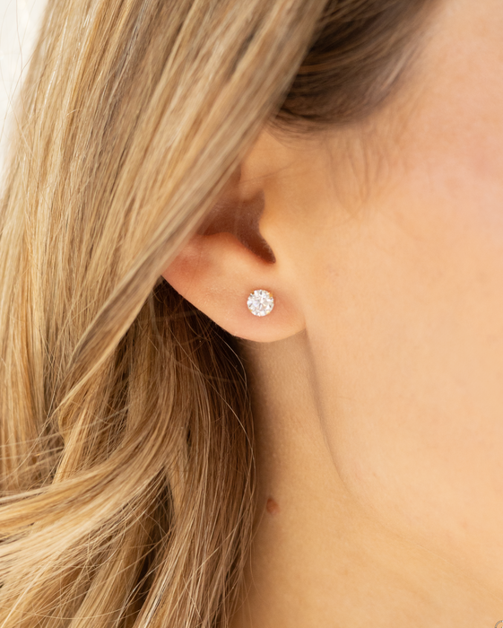 14k Gold Solitaire Studs