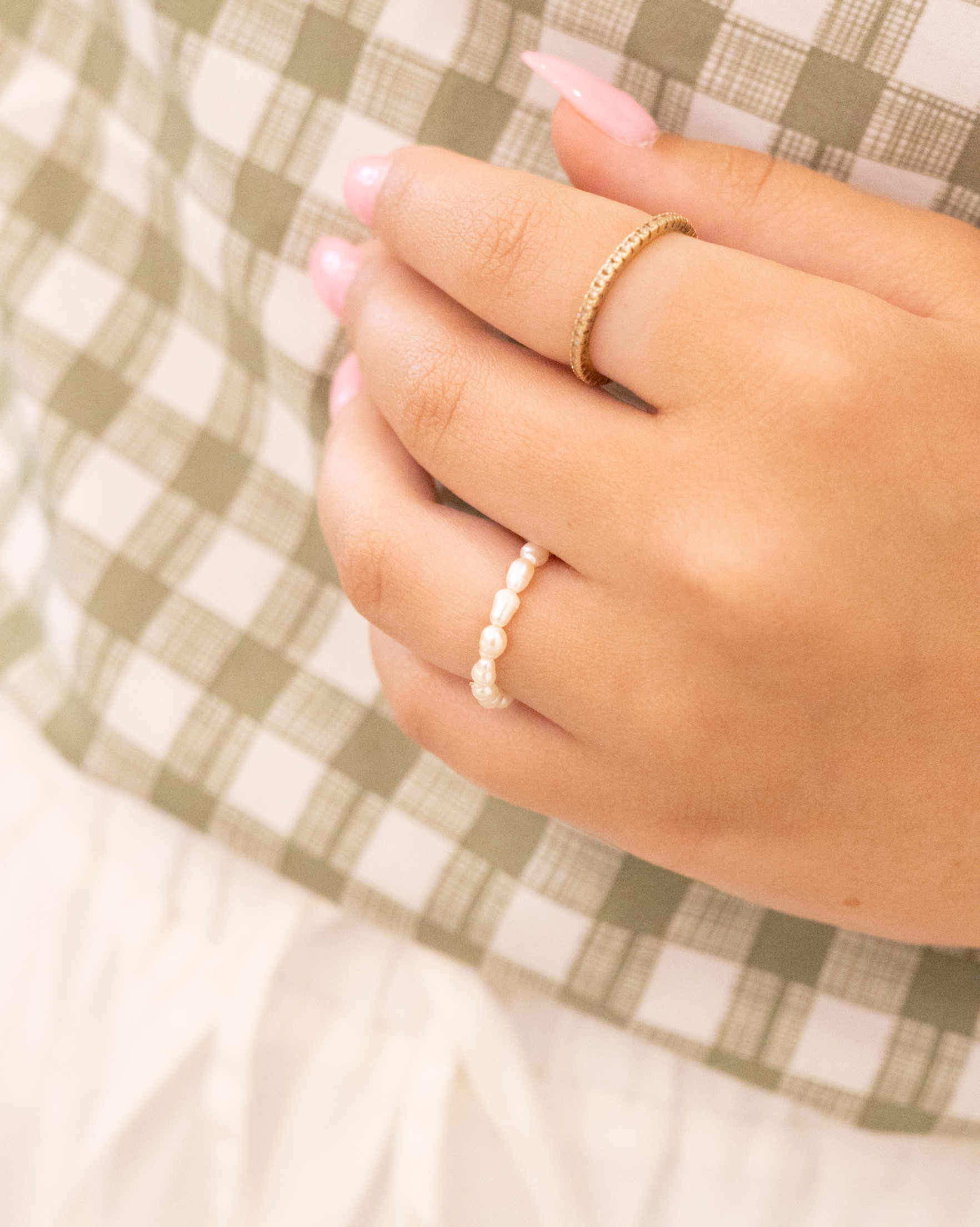 Cove Ring – Falling for Dainty